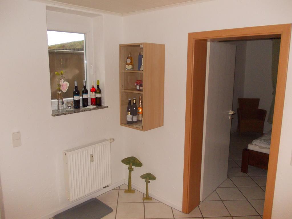 Ferienwohnung Knobloch Wahlheim エクステリア 写真